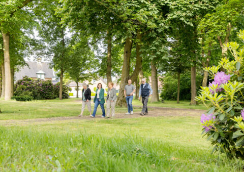 Medewerkers met inwoners